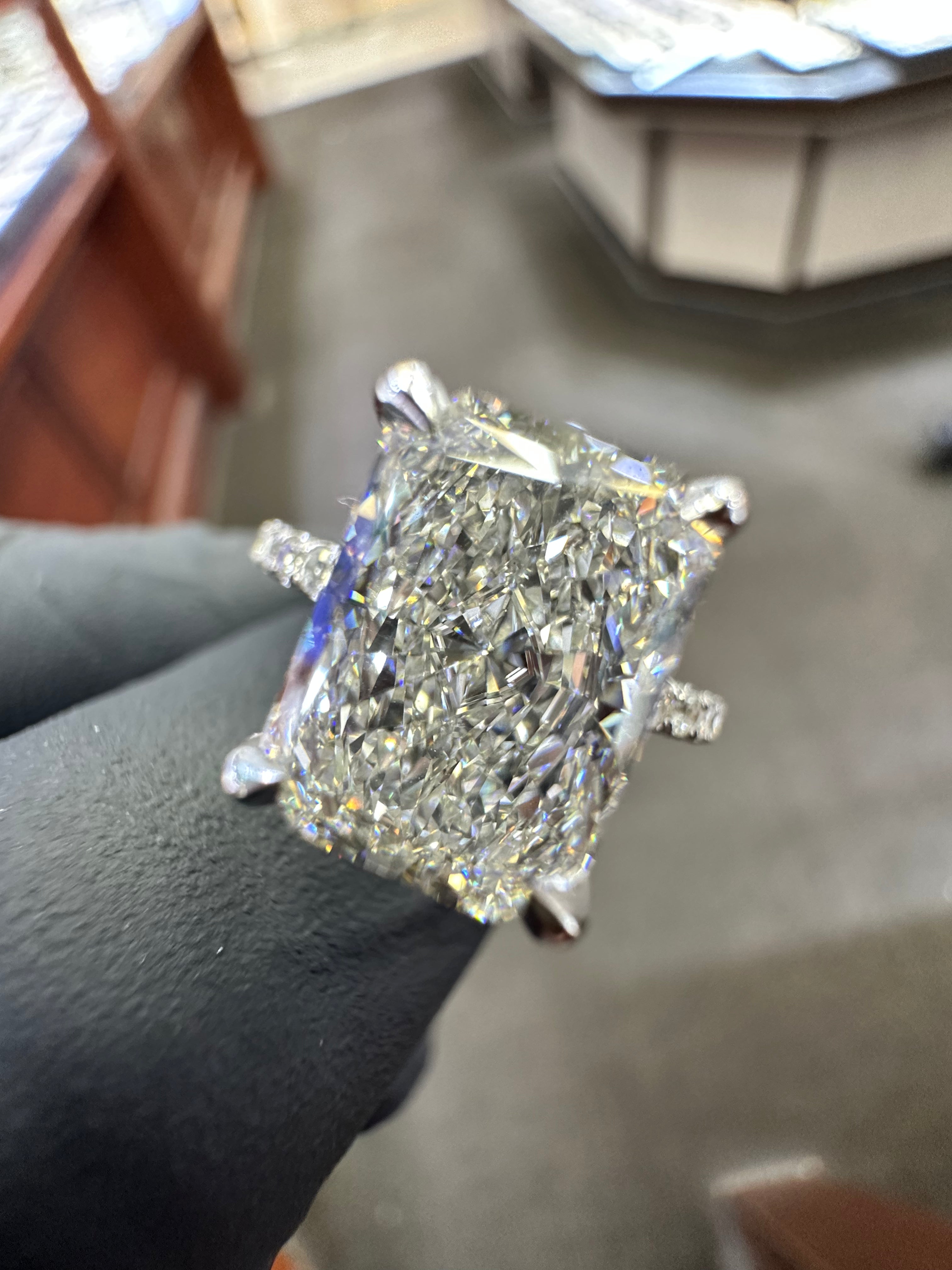 Radiant 3CT VS1 Diamond Engagement Ring Green Acres Jewelry