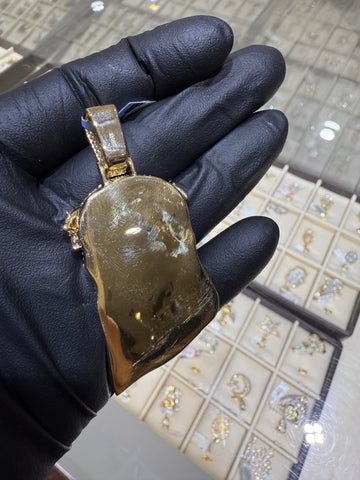 Solid 14KT Natural Diamond Jesus Head Pendant