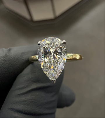 2CT VS1 Pear Shape Hidden Halo Lab-Diamond Engagement Ring