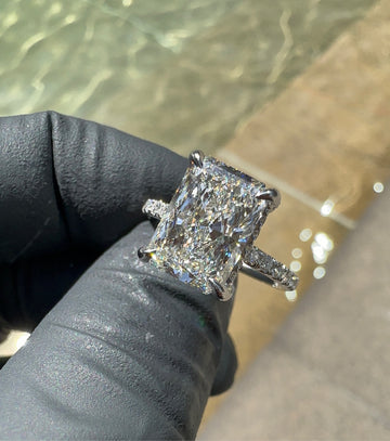3CT 18Kt “Lily” Setting Radiant Lab-Diamond Engagement Ring