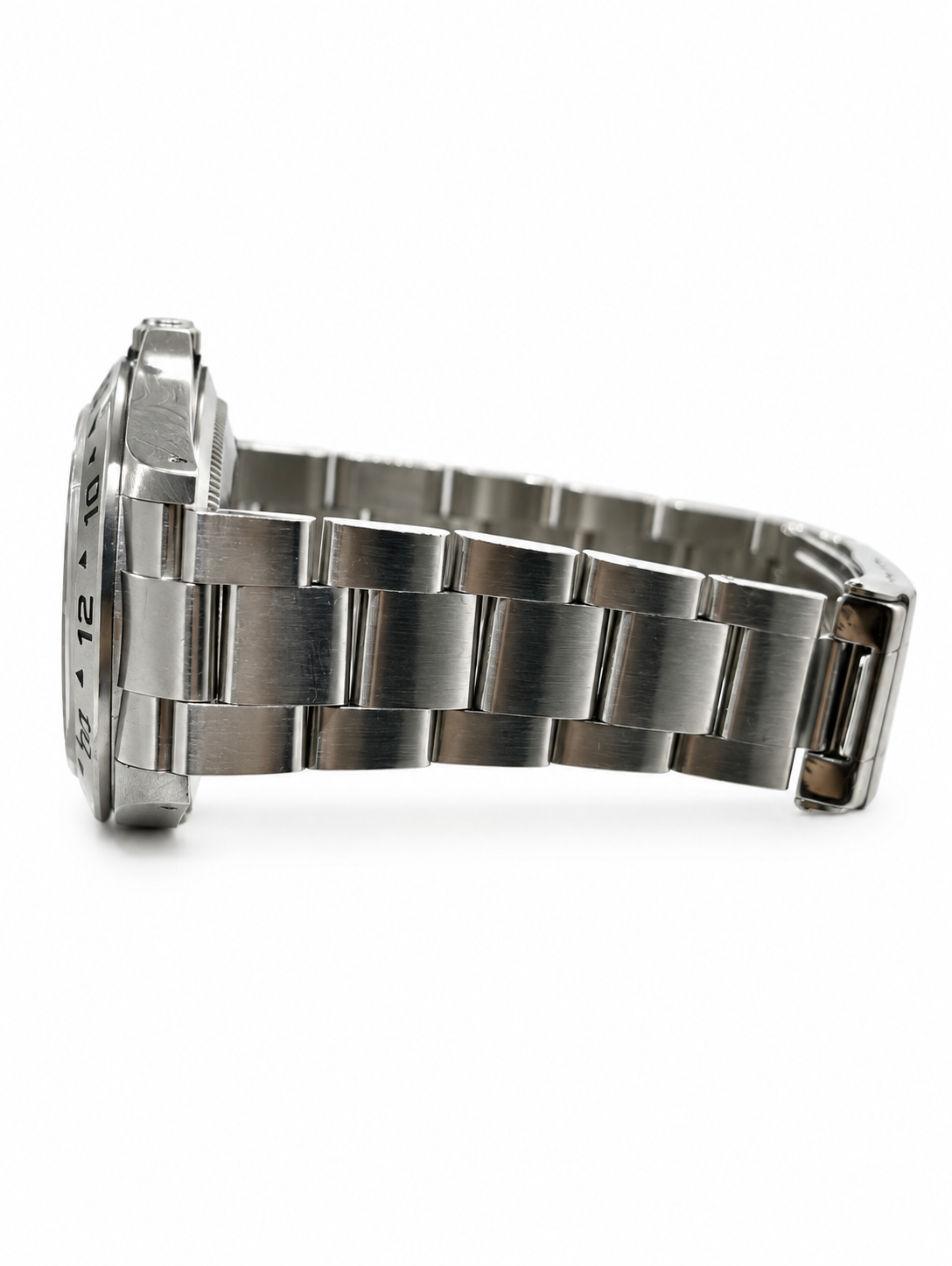 Pre-owned Rolex Explorer II 16570 — Oyster bracelet