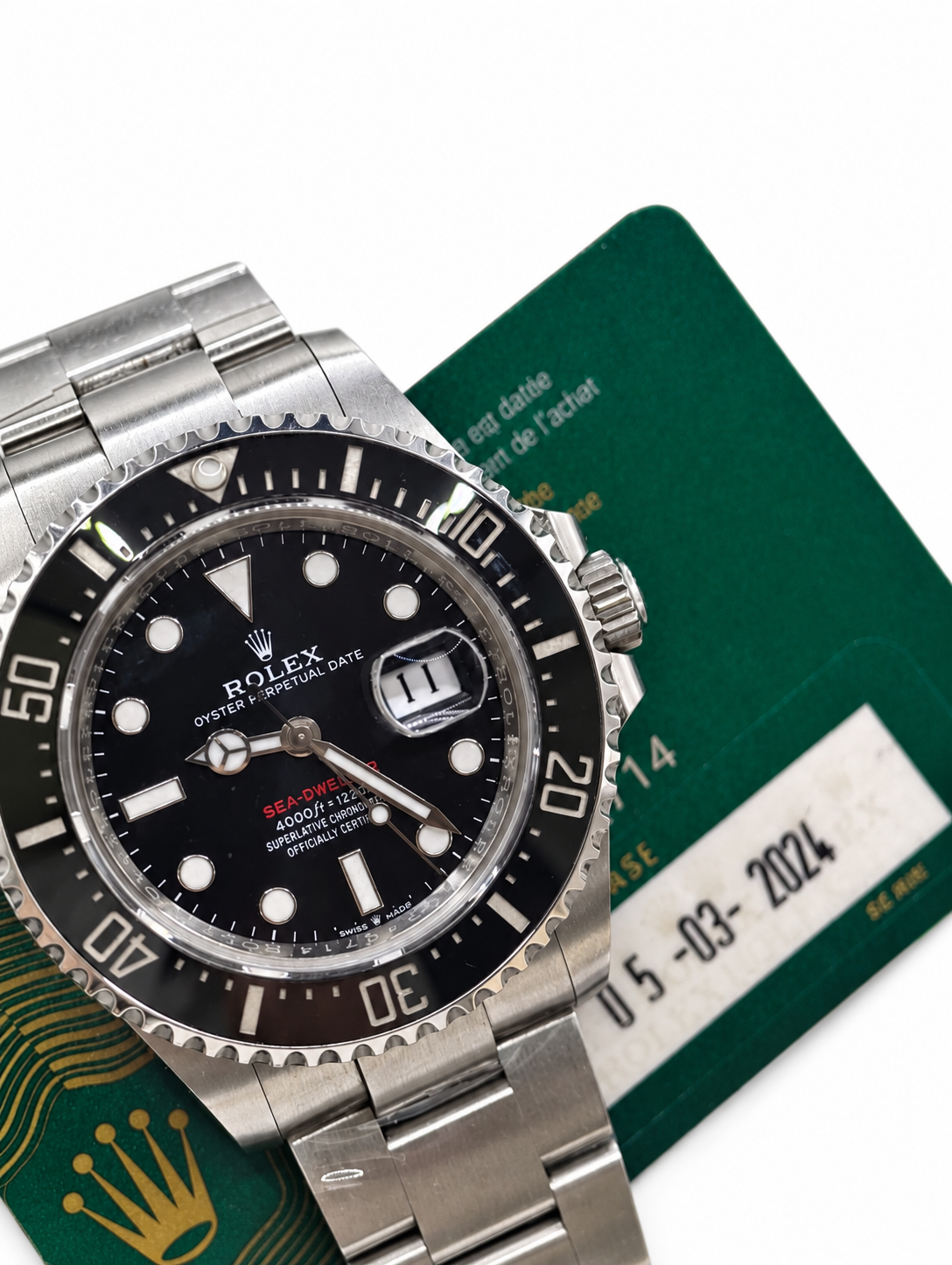 Pre-owned Rolex Sea-Dweller 126600 — watch and certificate