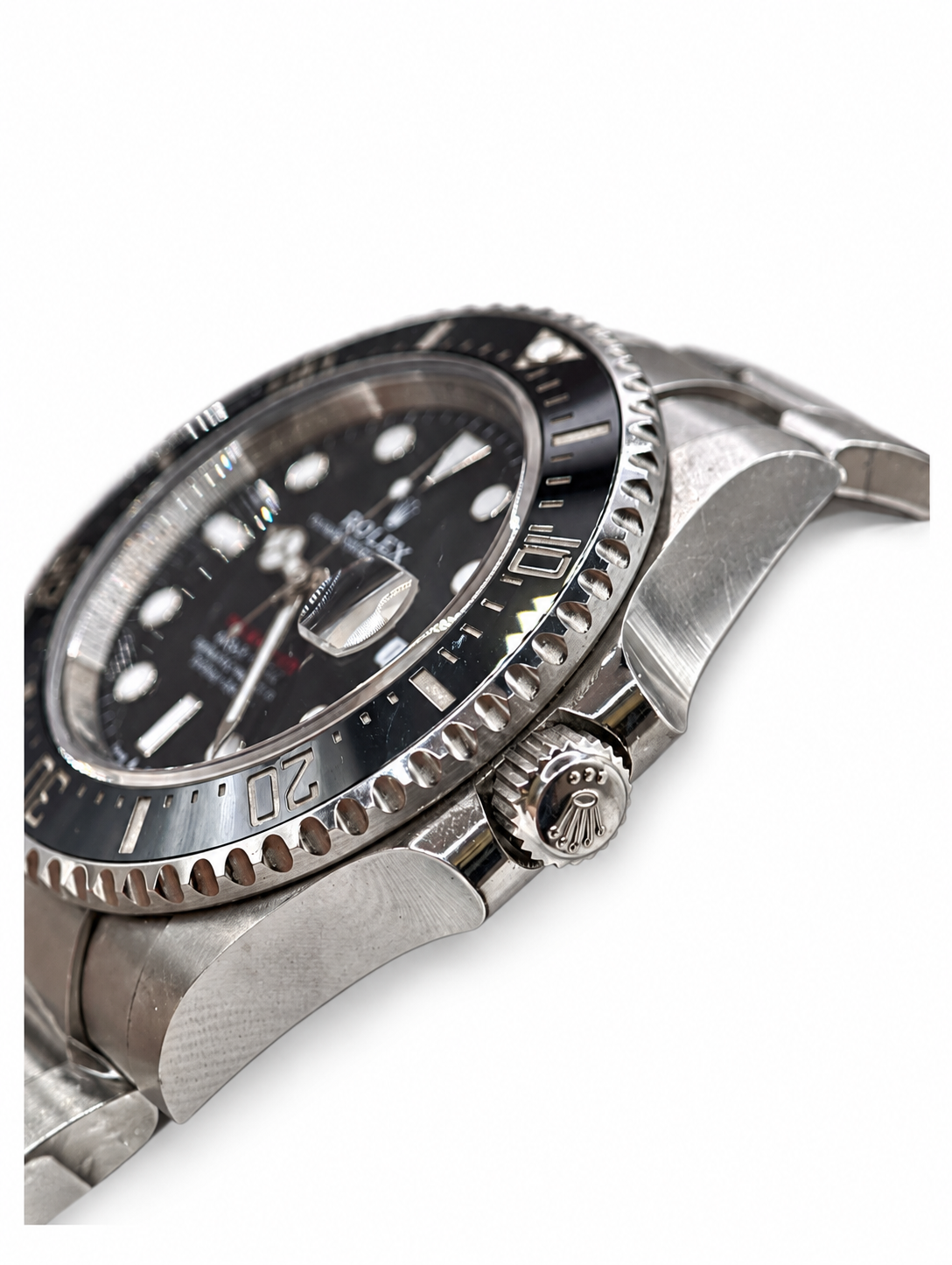 Pre-owned Rolex Sea-Dweller 126600 — crown side