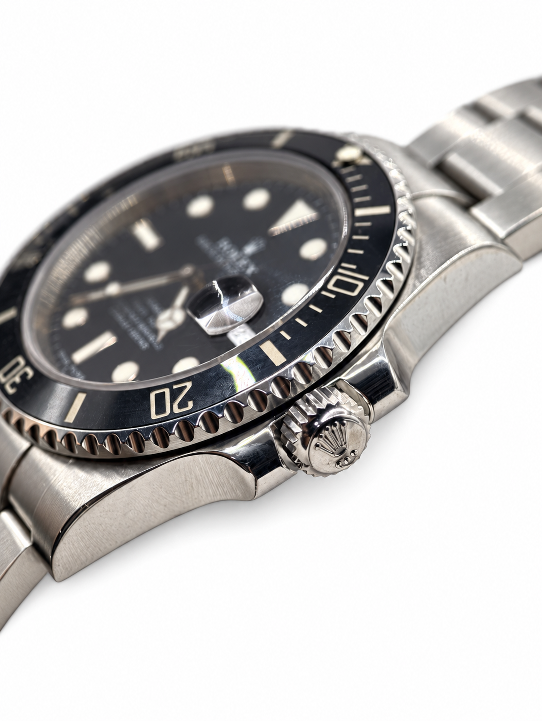 Pre-owned Rolex Submariner Date 116610LN — crown side